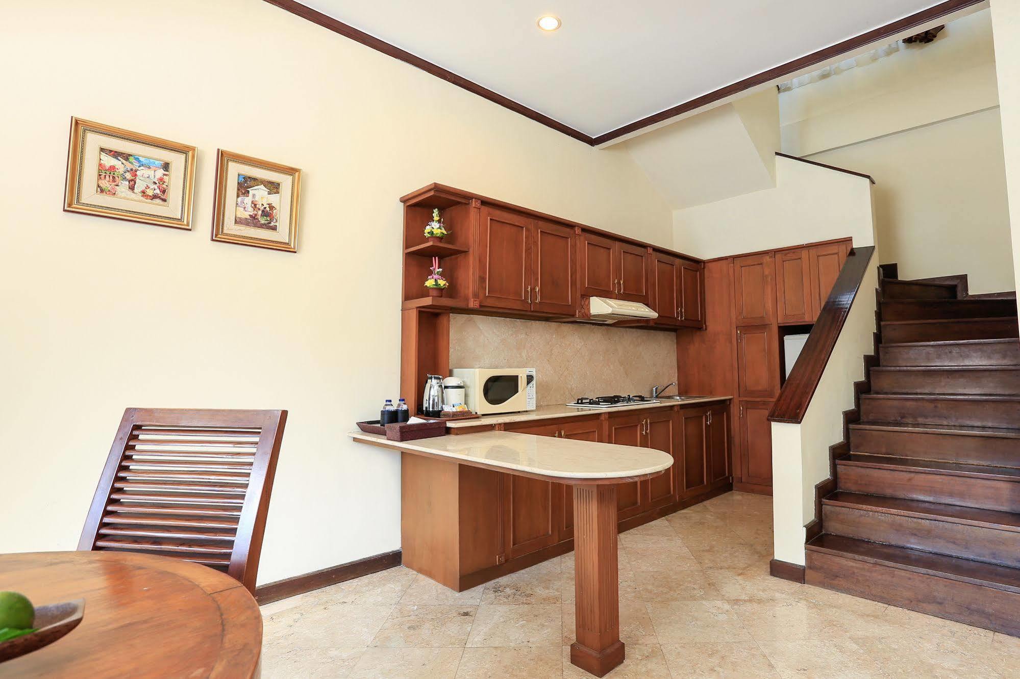 The Citta Luxury Residence Seminyak Exteriör bild